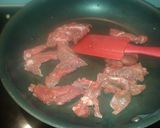 A picture of step 1 of Low fat lamb stir fry.