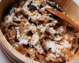 A picture of step 7 of Chirashizushi with Lots of Toppings.