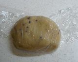 A picture of step 3 of Crunchy Adzuki Cookies.