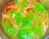 A picture of step 3 of Lettuce and Crabstick Ginger Soup.