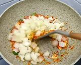 Foto langkah ke 4 dari resep Tumis kikil cabe hijau.