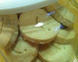 A picture of step 14 of Crumbly Semi-Macrobiotic Cookies.
