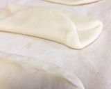 A picture of step 4 of Chewy Yogurt Bagels.