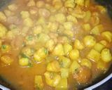 A picture of step 7 of Aalu Vaniya vadi.
