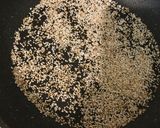 A picture of step 4 of Poppy  Rajgira (Amaranth).