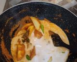 Foto langkah ke 4 dari resep Gulai udang nenas.
