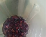 A picture of step 1 of Falsa ice lollies.
