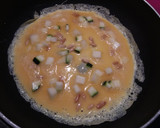 Foto del paso 2 de la receta: Torti pizza de calabacín y espinacas