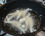 A picture of step 3 of Crispy Fried Pond Smelt Tempura.
