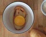 Foto langkah ke 4 dari resep Zuppa alla Pavese (Sup Raja/Sup Kaldu Bening Tradisional dari Lombardia - Italia).
