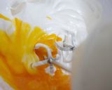 A picture of step 3 of Made in a Pound Cake Mold! Fluffy and Moist Castella.