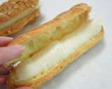 A picture of step 12 of Eclairs.