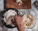 Foto langkah ke 6 dari resep Onion Rings | Eggless | Vegan Friendly.