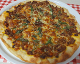 Foto del paso 4 de la receta: Pizza boloñesa -con masa casera-