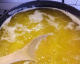 A picture of step 2 of Trofei al granchio e zafferano trofei with saffron and crab.