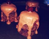 A picture of step 4 of Dutch Mini Cocoa cakes with spicy cherry spread and Ganache.