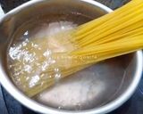 Foto langkah ke 1 dari resep Spaghetti creamy mushroom.