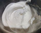 A picture of step 2 of Creamy fruits salad.
