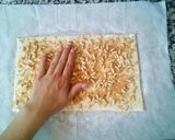 Foto del paso 11 de la receta: Coca de llardons / chicharrones súper fácil Especial Sant Joan💥