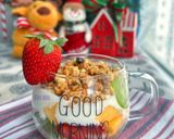 Hình bước làm 4 của món Ngũ cốc trái cây sữa chua