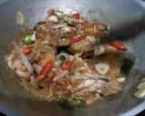 Foto langkah ke 6 dari resep Ayam Goreng Saos Mentega ala Subi 😍.