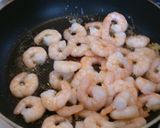 A picture of step 4 of Simple Chili Shrimp with Boiled Shrimp.