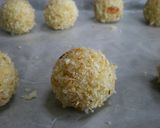 A picture of step 6 of Non-fried Potato Croquettes with Cheese and Butter.