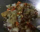 Foto langkah ke 3 dari resep Oseng kikil mantap.