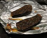 Une image de l'étape 7 de Aubergine rôtie au miel et épices, sauce yaourt et riz au safran.