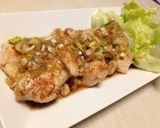 A picture of step 4 of Sautéed Chicken Breast with Mayonnaise in Sweet and Spicy Leek Sauce.
