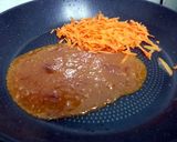 A picture of step 3 of Fried Egg With Sweet And Spicy Carrot.