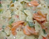 A picture of step 5 of Farfalle creamy pasta.