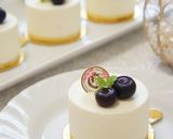 A picture of step 13 of Blueberry Cheese Mousse.