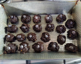 Foto del paso 4 de la receta: Masitas de banana y cacao sin tacc !!!