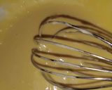 A picture of step 4 of Vanilla sandwich cake.