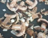 Foto del paso 1 de la receta: Tagliatelle al huevo con carbonara de champiñón