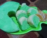 Foto langkah ke 6 dari resep Bolu pandan kukus.