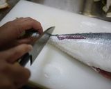 A picture of step 15 of Let's Prepare a Fish! How to Make Amberjack Sashimi.