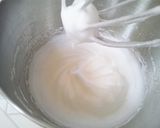 A picture of step 5 of Yogurt-Rich Chiffon Cake.
