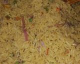 A picture of step 3 of Fried Rice & chicken gravy.