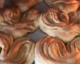 Hình bước làm 4 của món Heart Shaped Sugar Buns (ngày 2)