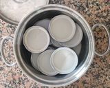 Foto del passaggio 4 della ricetta Conserva di pomodoro fresco 🌷