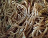 A picture of step 4 of Chow mein.