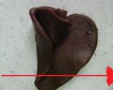 A picture of step 11 of Chocolate Decorations For Valentine's.