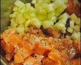 A picture of step 3 of Salmon & Avocado Tartare.