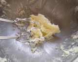 A picture of step 4 of Raisin Muffins.