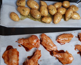 Foto del paso 4 de la receta: Alitas de pollo al horno con miel