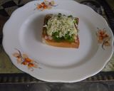 A picture of step 3 of Chilly cheese sandwich.