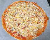 Foto del paso 5 de la receta: Pizza rápida en tortillas de trigo