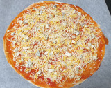 Foto del paso 5 de la receta: Pizza rápida en tortillas de trigo